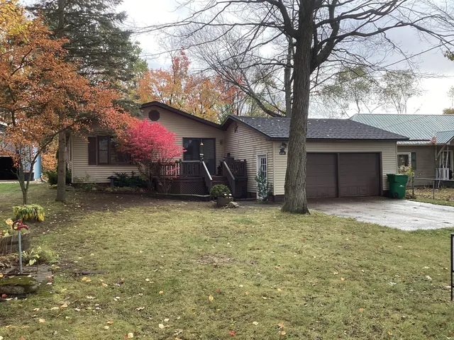 $160,000 | 313 Eastland Drive, Leroy, MI 49655