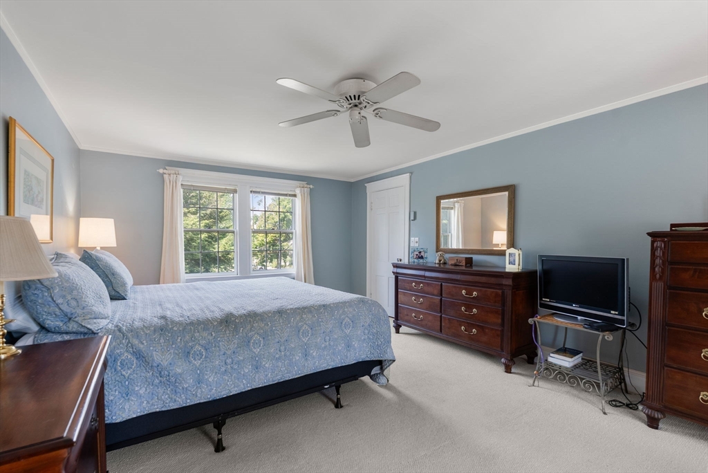 11 Hillcrest Road Marblehead, MA 01945 - Photo 23 of 41 Gallery Image 23