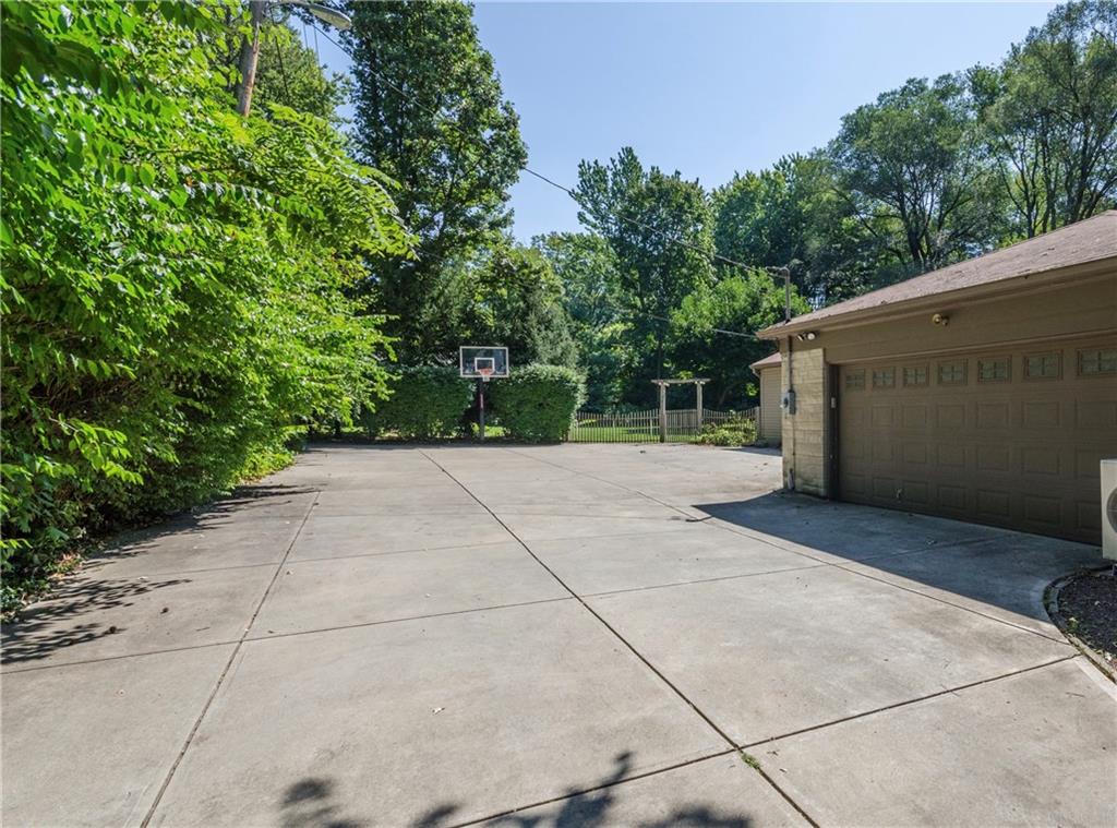 7995 Evanston Road Indianapolis, IN 46240 - Photo 20 of 24 Gallery Image 20