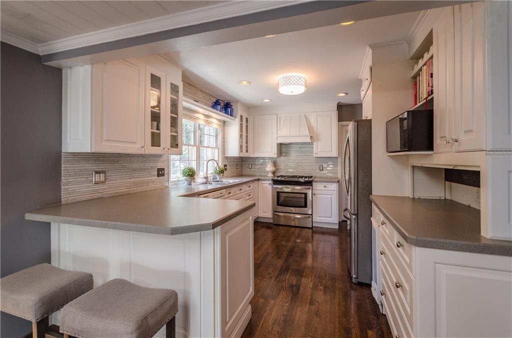 7995 Evanston Road Indianapolis, IN 46240 - Photo 4 of 24 Gallery Image 4