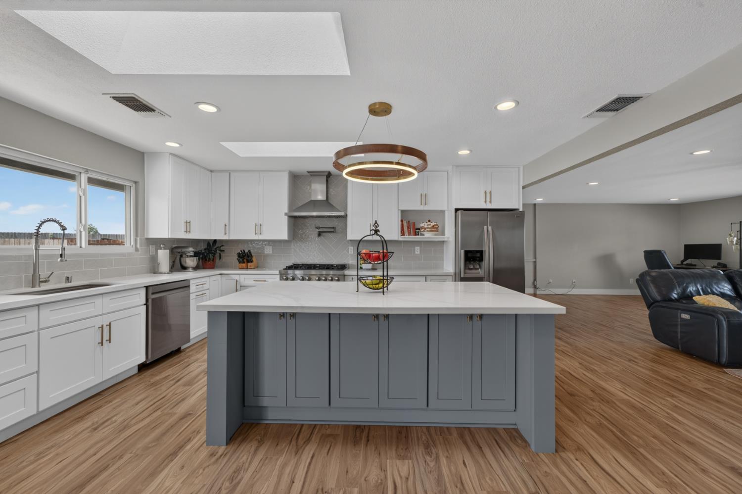 8615 Palladay Road Elverta, CA 95626 - Photo 6 of 83 Gallery Image 6