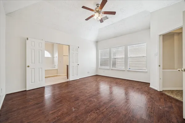 $2,200 | 119 Lissa Lane, Sugar Land, TX 77479