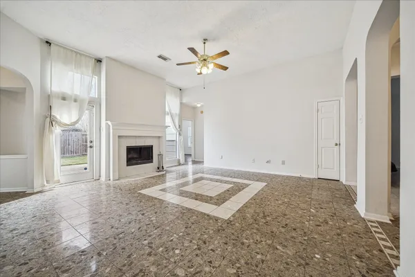 $2,200 | 119 Lissa Lane, Sugar Land, TX 77479
