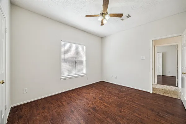 $2,200 | 119 Lissa Lane, Sugar Land, TX 77479