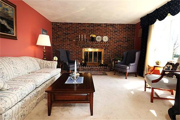 17 John Road Peabody, MA 01960 - Photo 13 of 28 Gallery Image 13