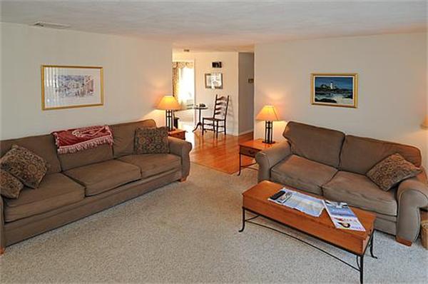 17 John Road Peabody, MA 01960 - Photo 14 of 28 Gallery Image 14
