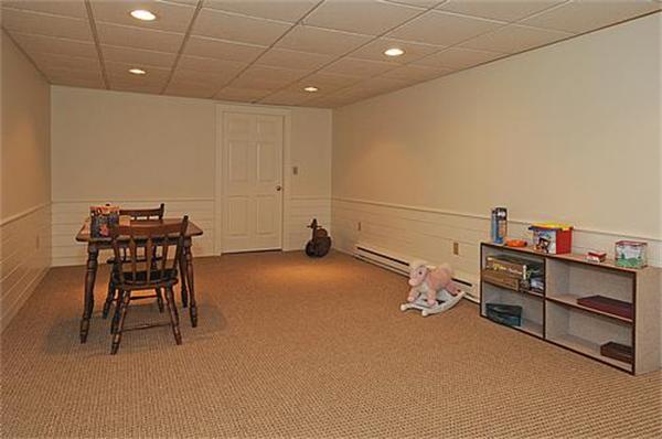 17 John Road Peabody, MA 01960 - Photo 25 of 28 Gallery Image 25