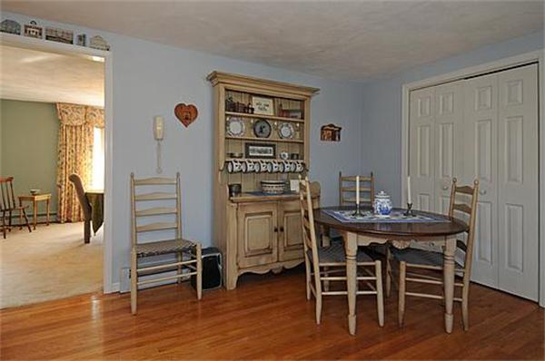 17 John Road Peabody, MA 01960 - Photo 9 of 28 Gallery Image 9