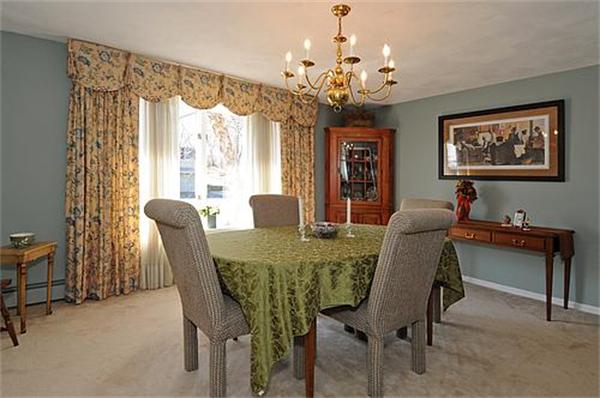 17 John Road Peabody, MA 01960 - Photo 10 of 28 Gallery Image 10
