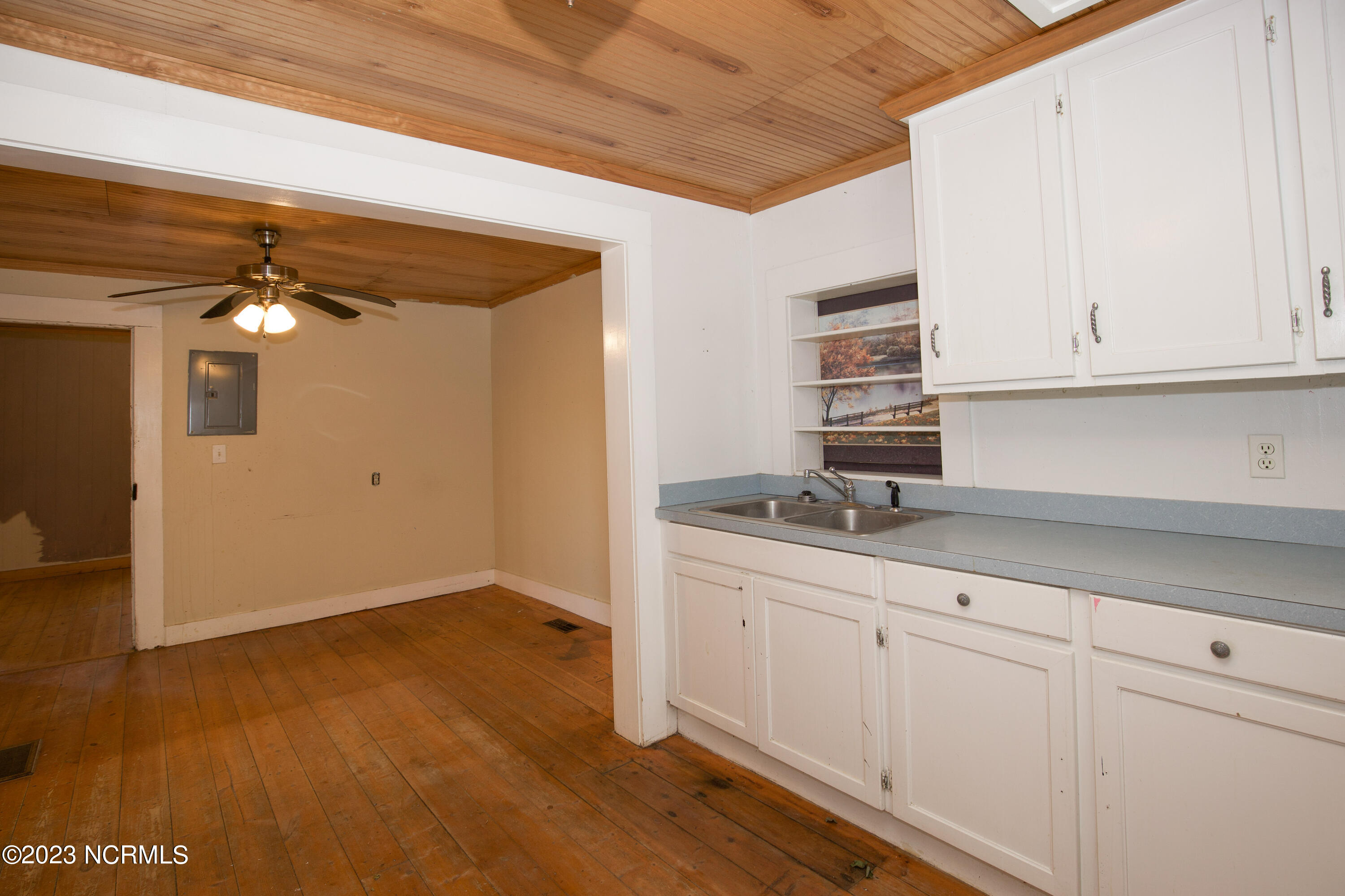 1828 Highway 24 Cameron, NC 28326 - Photo 10 of 30 1828 NC Hwy 24-27-10