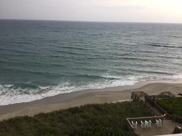 $3,800 | 5280 North Ocean Drive, Unit 5A, Singer Island, FL 33404