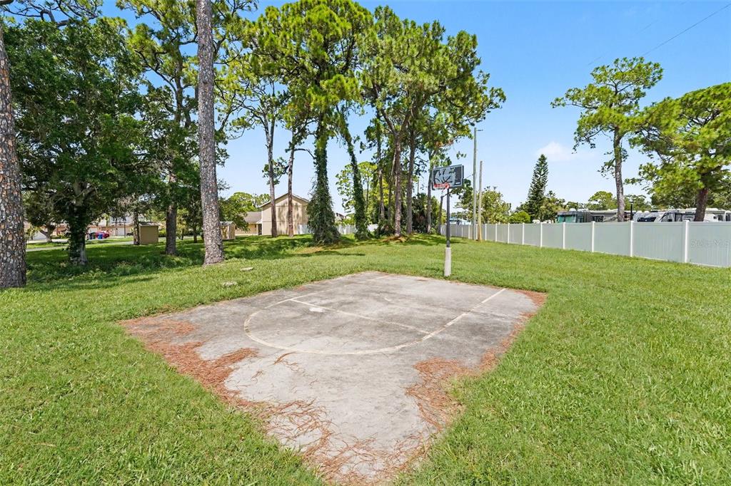 6980 Ulmerton Road, Unit 9E Largo, FL 33771 - Photo 33 of 36 Gallery Image 33