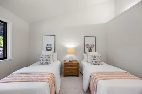 $4,588,000 | 135 Newton Drive, Burlingame, CA 94010