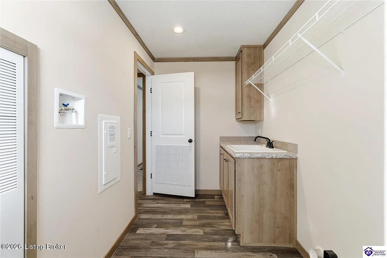 4368 Woodland Road Vine Grove, KY 40175 - Photo 15 of 32 4e8209ea7efe6fbb805b40aff2d3063d-uncropp