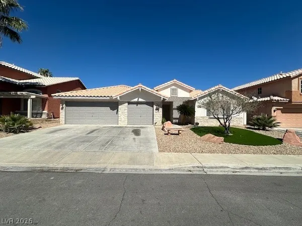 $3,500 | 9886 Masked Duck Avenue, Las Vegas, NV 89117