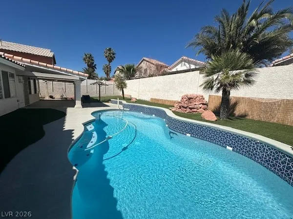 $3,500 | 9886 Masked Duck Avenue, Las Vegas, NV 89117