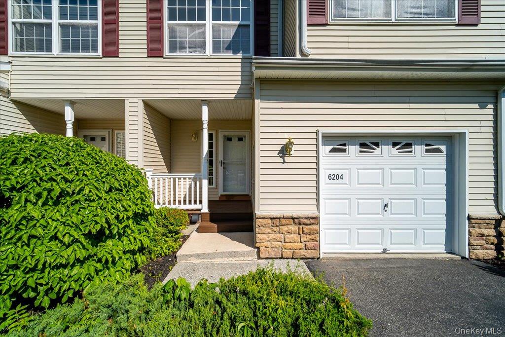 6204 High Ridge Court Wappingers Falls, NY 12590 - Photo 2 of 50