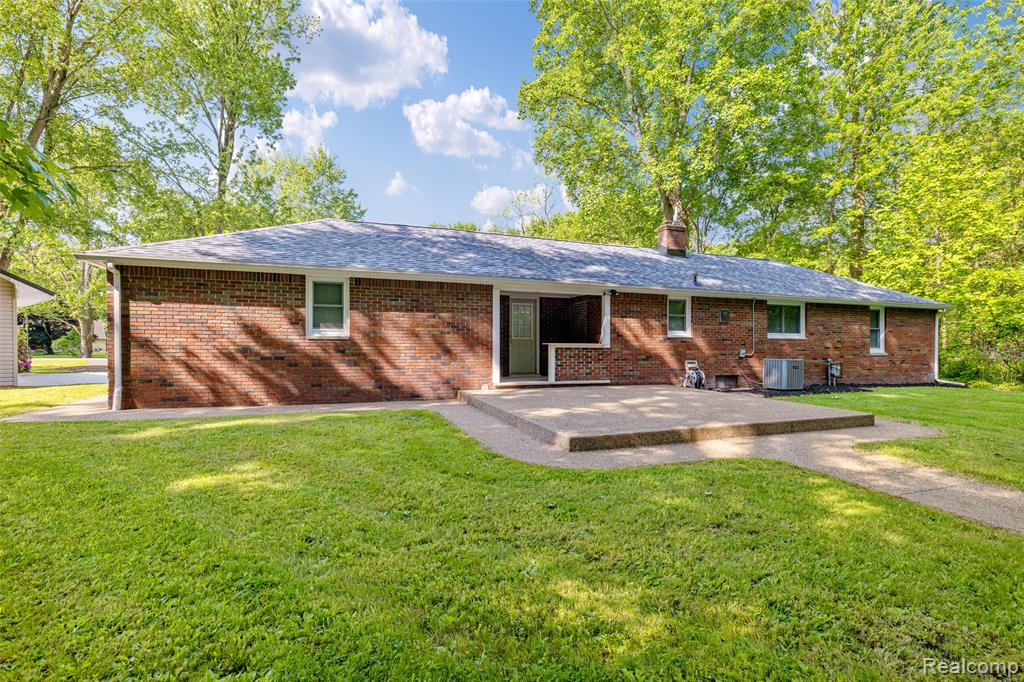 6590 Swartout Road Algonac, MI 48001 - Photo 41 of 53