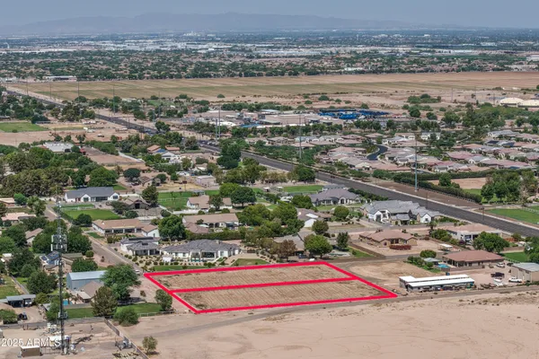 $625,000 | Xxx East Queen Creek Road, Gilbert, AZ 85298