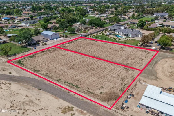 $625,000 | Xxx East Queen Creek Road, Gilbert, AZ 85298