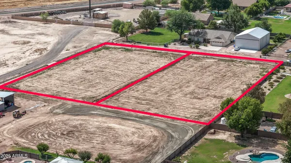 $625,000 | Xxx East Queen Creek Road, Gilbert, AZ 85298