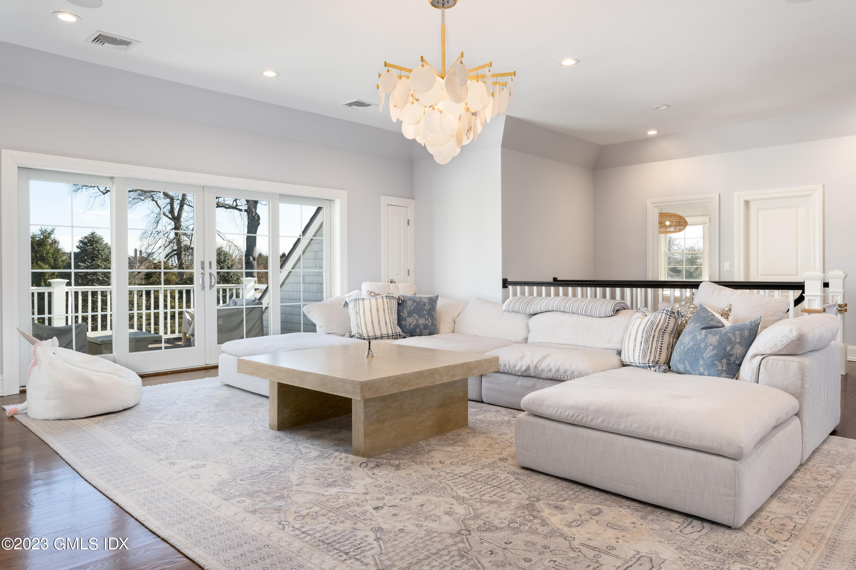 154 Byram Shore Road Greenwich, CT 06830 - Photo 19 of 34 2nd Floor Family Room