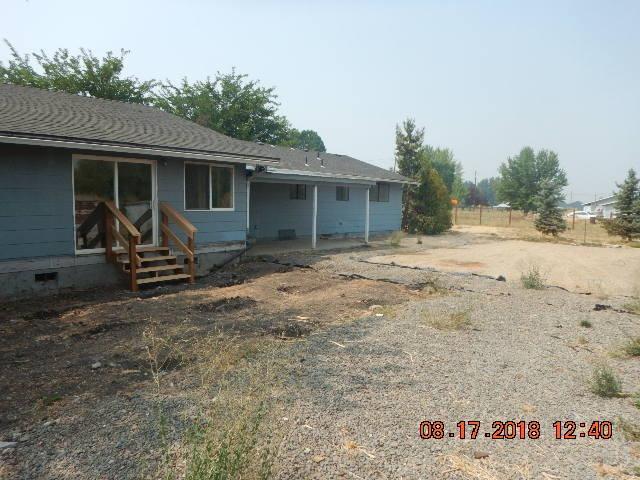975 East Justice Road Central Point, OR 97502 - Photo 1 of 7 Primary Photo