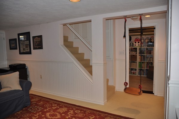 47 Martin Road Wellesley, MA 02481 - Photo 21 of 28