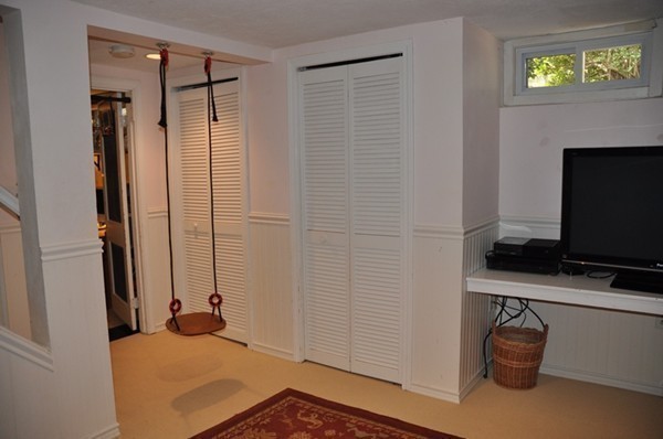47 Martin Road Wellesley, MA 02481 - Photo 24 of 28