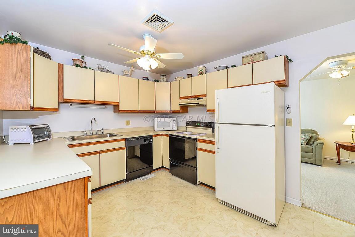 10 Rabbit Run Lane Ocean Pines, MD 21811 - Photo 2 of 38