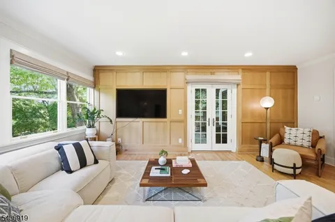 $1,290,000 | 35 Sherman Place, Morristown, NJ 07960