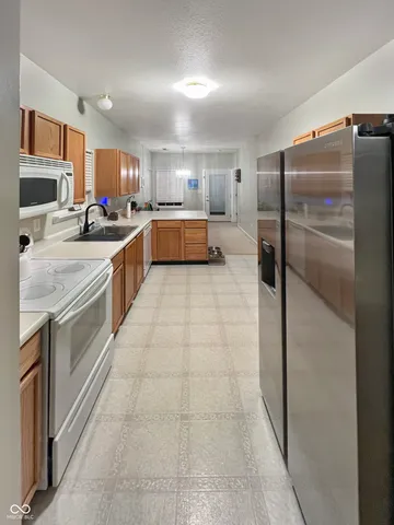 $289,900 | 15597 Outside Trail, Noblesville, IN 46060