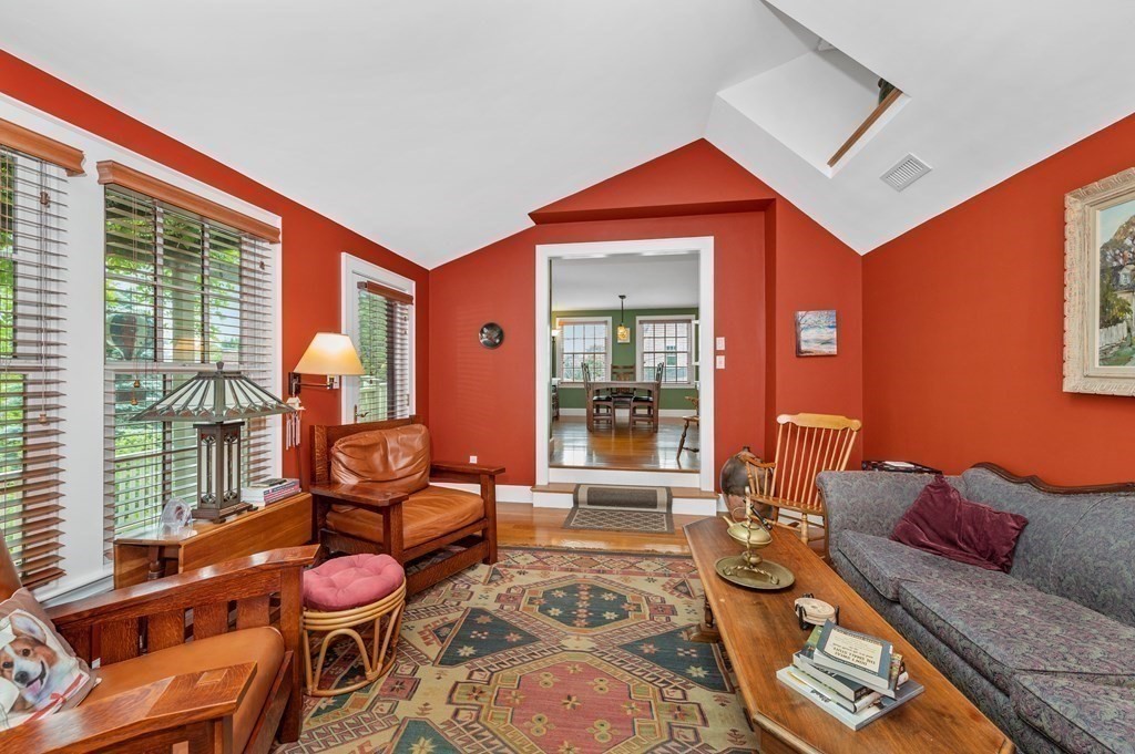 35 Westchester Road Boston, MA 02130 - Photo 9 of 28 Gallery Image 9