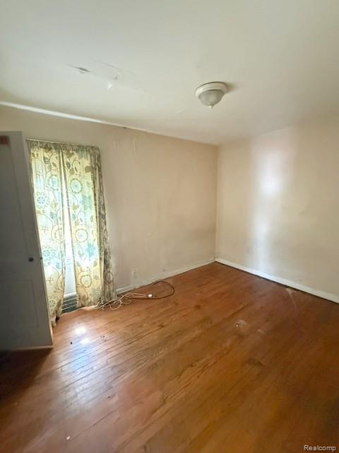 19942 McCormick Street Detroit, MI 48224 - Photo 9 of 12 IMG_4254.jpg