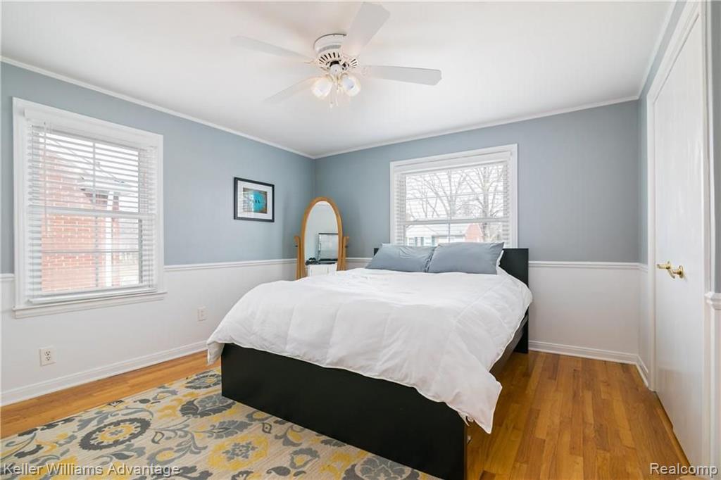 1911 Littlestone Road Grosse Pointe Woods, MI 48236 - Photo 23 of 33