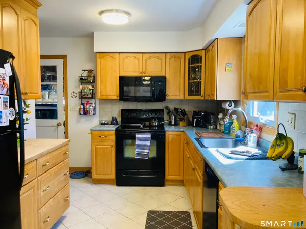 $2,950 | 16 Farview Avenue, Old Saybrook, CT 06475