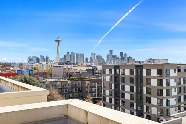 $499,000 | 530 4th Avenue West, Unit 107, Seattle, WA 98119