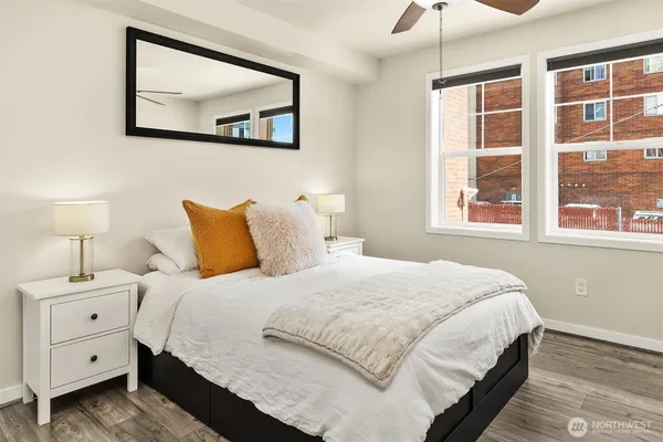 $499,000 | 530 4th Avenue West, Unit 107, Seattle, WA 98119