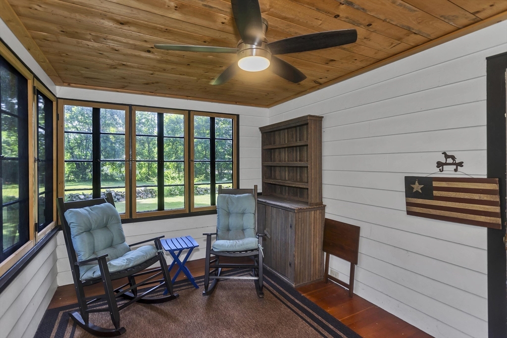 138 Vining Hill Road Southwick, MA 01077 - Photo 15 of 32