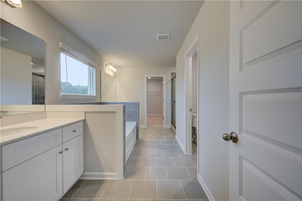 608 Button Grove Hampton, GA 30228 - Photo 27 of 34