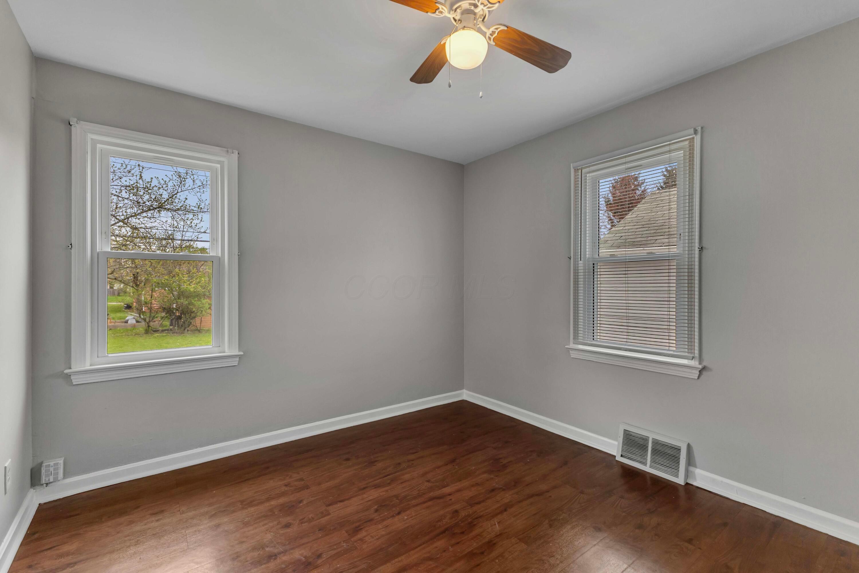 14608 Rockside Road Maple Heights, OH 44137 - Photo 13 of 45 rocksidemls_13