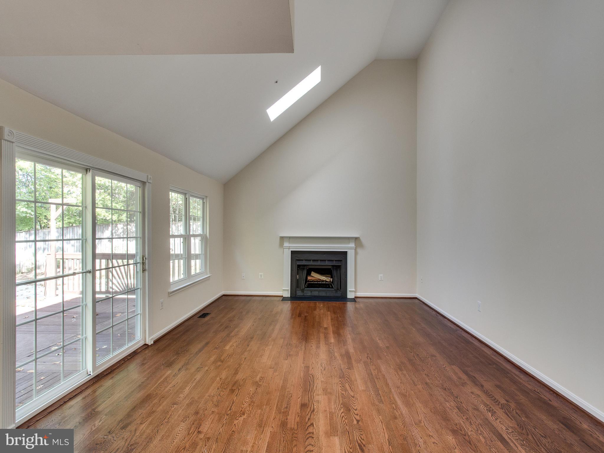 9219 Sandy Creek Road Fort Washington, MD 20744 - Photo 14 of 30 Family Room