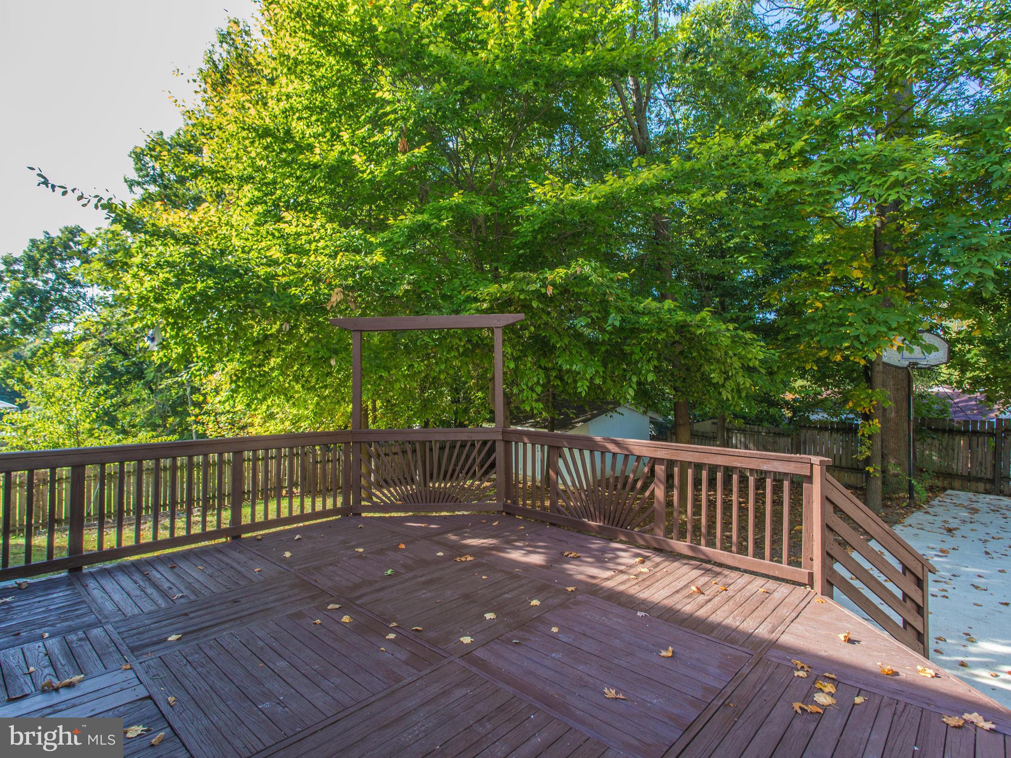 9219 Sandy Creek Road Fort Washington, MD 20744 - Photo 29 of 30 Exterior (Rear)