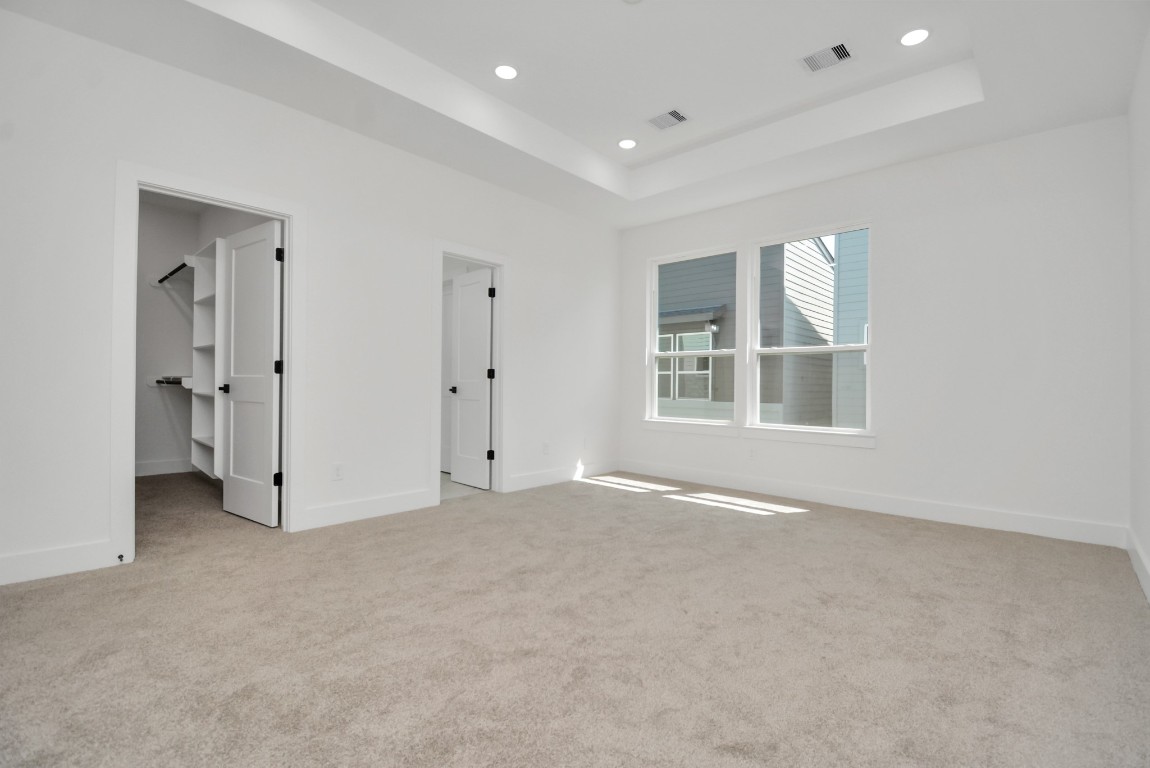 3036 Live Oak Street Houston, TX 77004 - Photo 23 of 35 an empty room with a empty space and windows