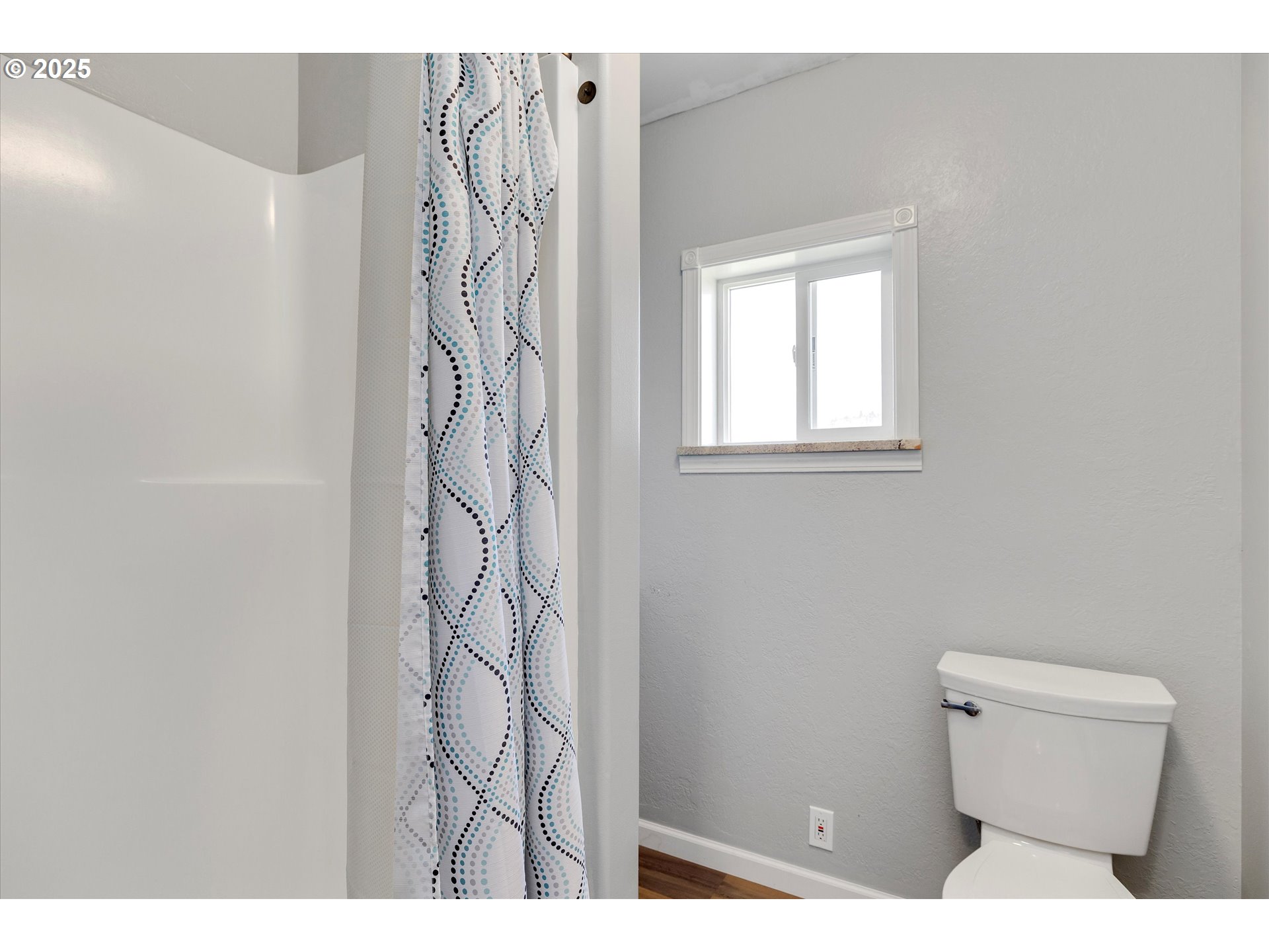 1805 Carroll Road Mosier, OR 97040 - Photo 22 of 45 Gallery Image 22
