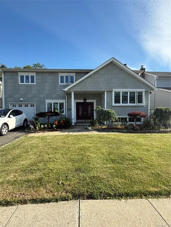 $1,100,000 | 2534 Saw Mill Road, North Bellmore, NY 11710
