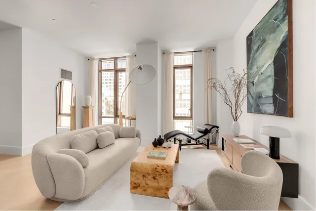 $3,195,000 | 215 East 19th Street, Unit 6F | Gramercy