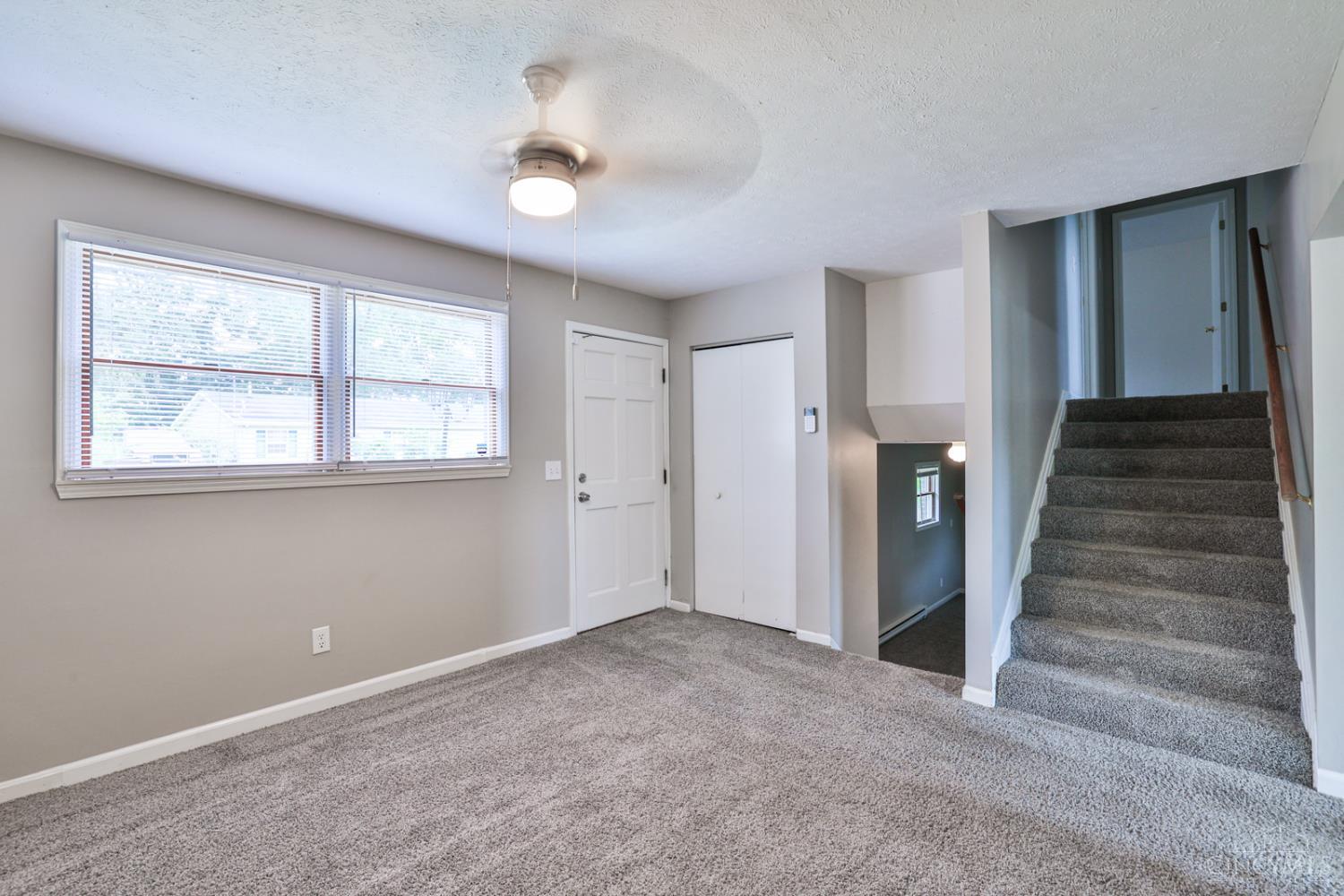 5139 Huston Road Hamilton, OH 45013 - Photo 5 of 26