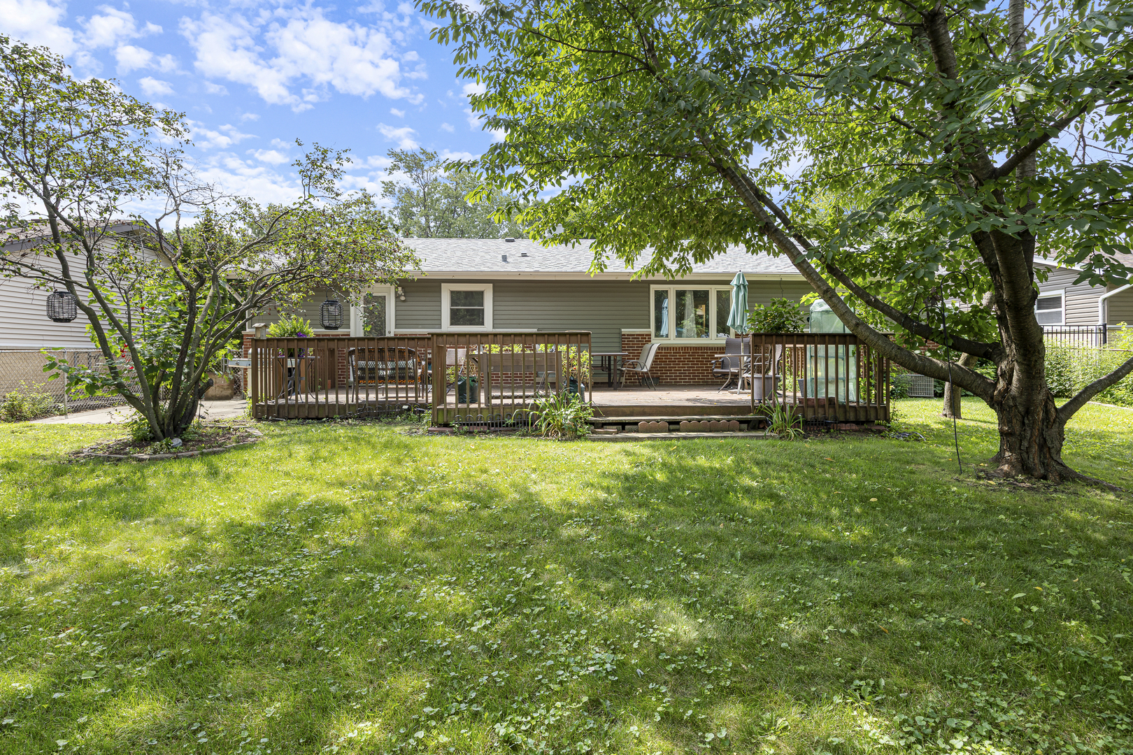 532 Landmeier Road Elk Grove Village, IL 60007 - Photo 20 of 21 Gallery Image 20