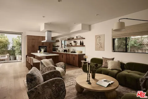 $2,695,000 | 3214 Highland Avenue, Unit 4, Santa Monica, CA 90405